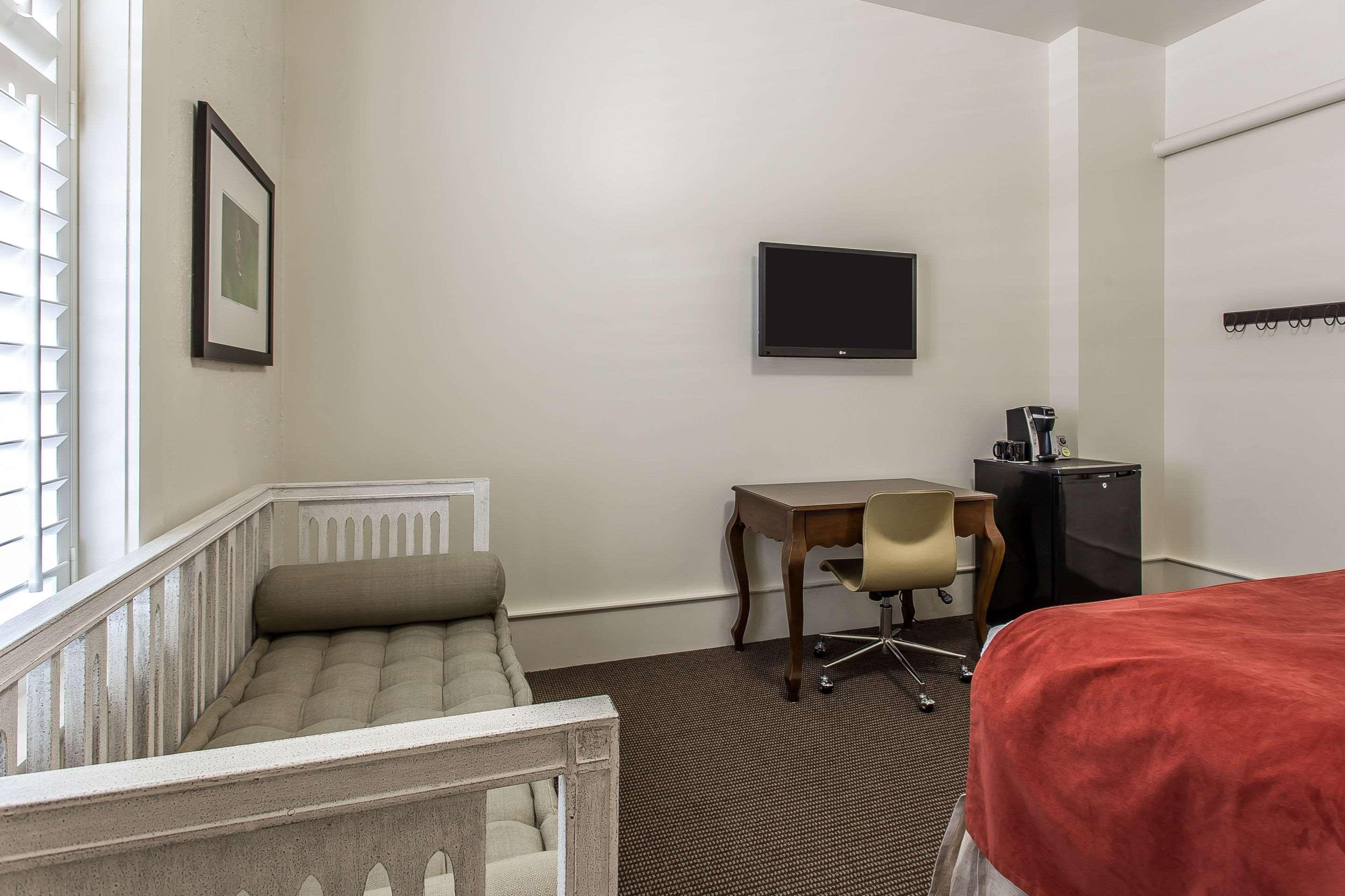 Hotel Florence, Tapestry Collection By Hilton Bagian luar foto